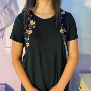Aeropostale black floral t-shirt